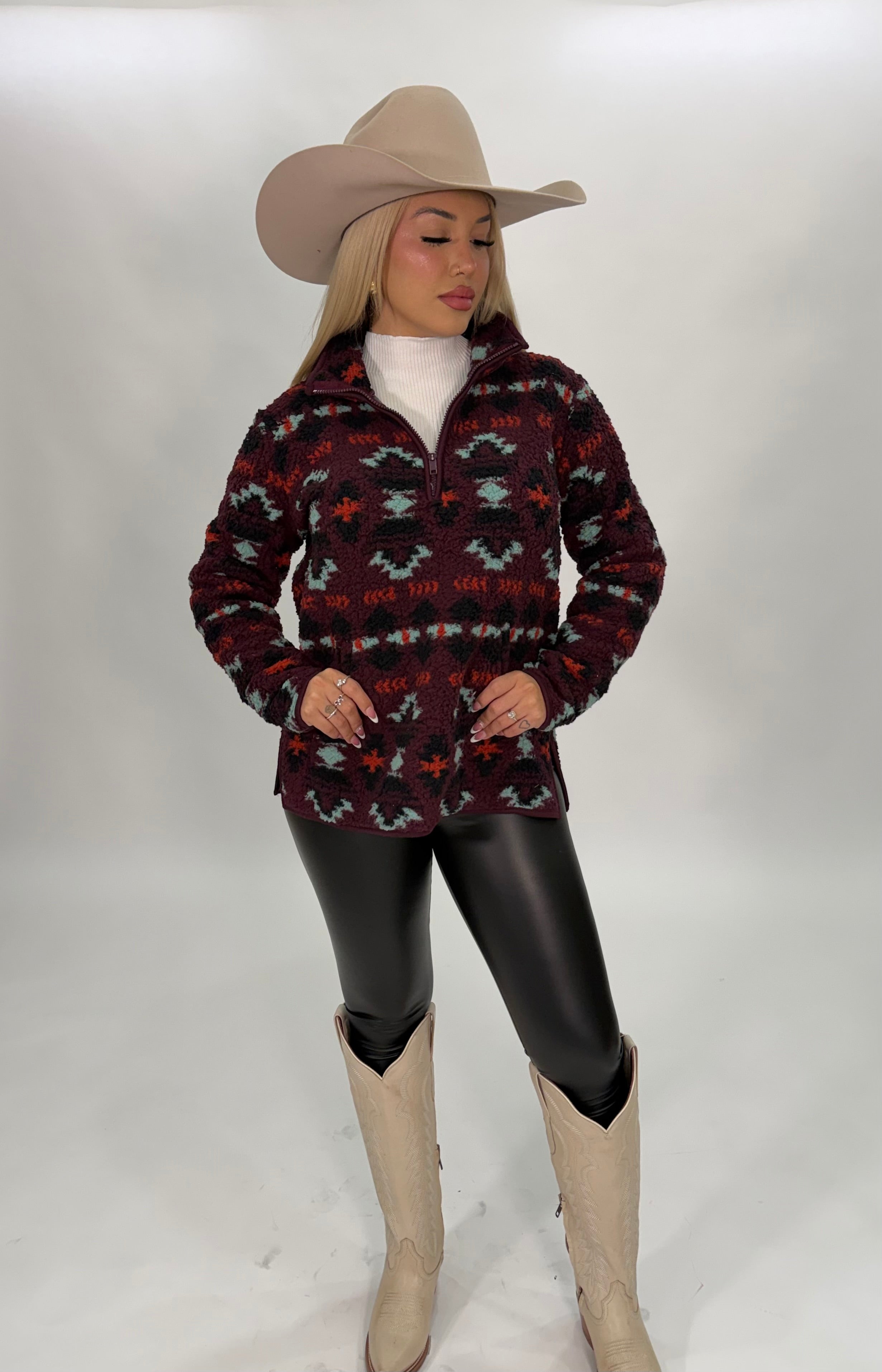 WOMEN'S WRANGLER RETRO SOUTHWESTERN PRINT SHERPA PULLOVER IN WINE TASTING| 112335654