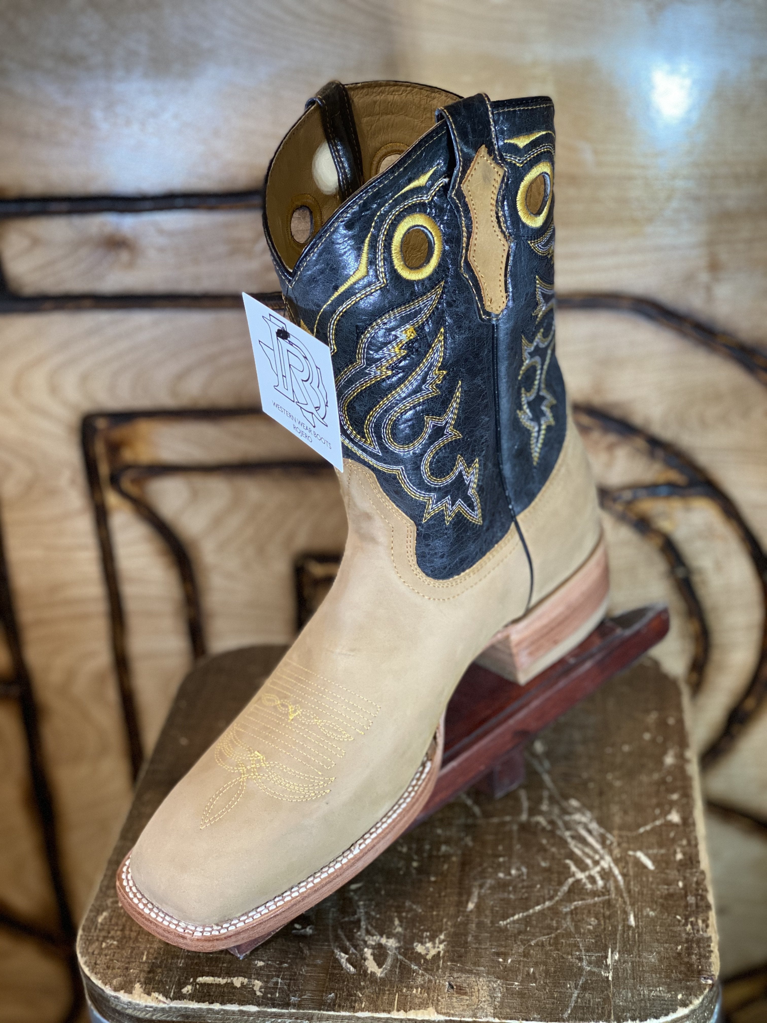 #11 USA NOBUCK square toe boots