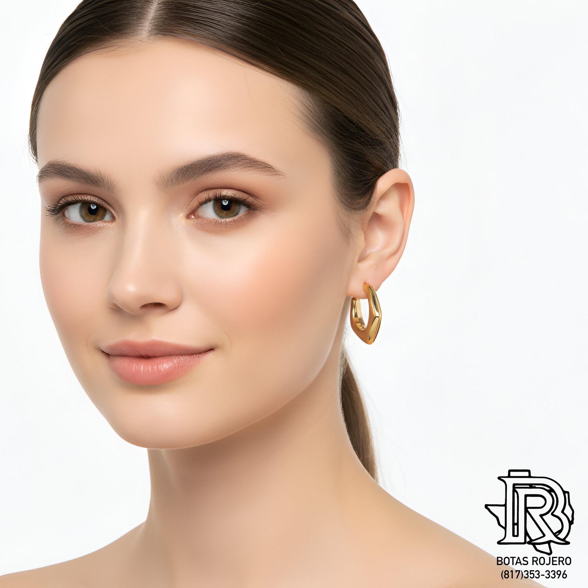 HEXAGON SHAPE GOLD PLATED EARRINGS