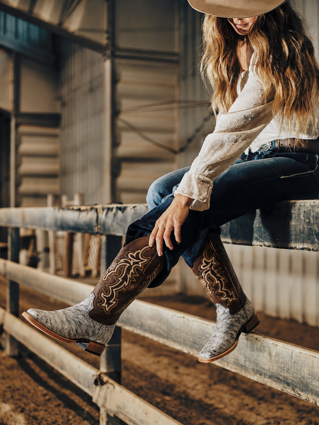 “ The Silver Brindle “ | Women Cowhide Boots Square Toes Black And White