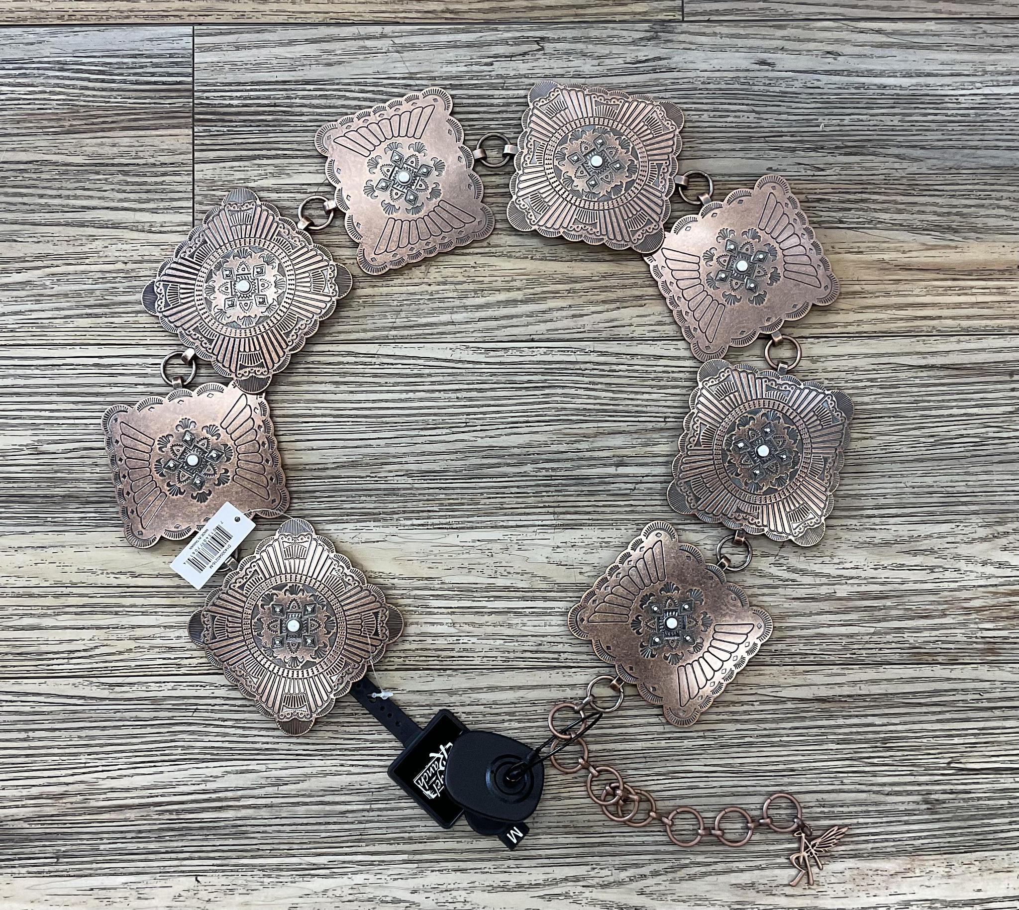 WOMENS ANGEL RANCH 3 1/2’’ SQUARE CONCHO BELT | D1400040216