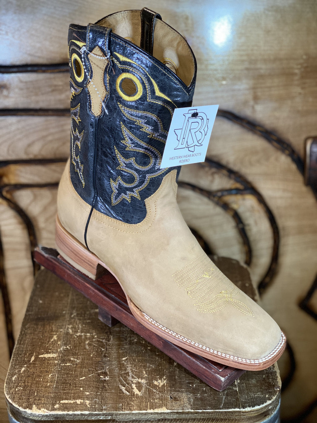 #11 USA NOBUCK square toe boots