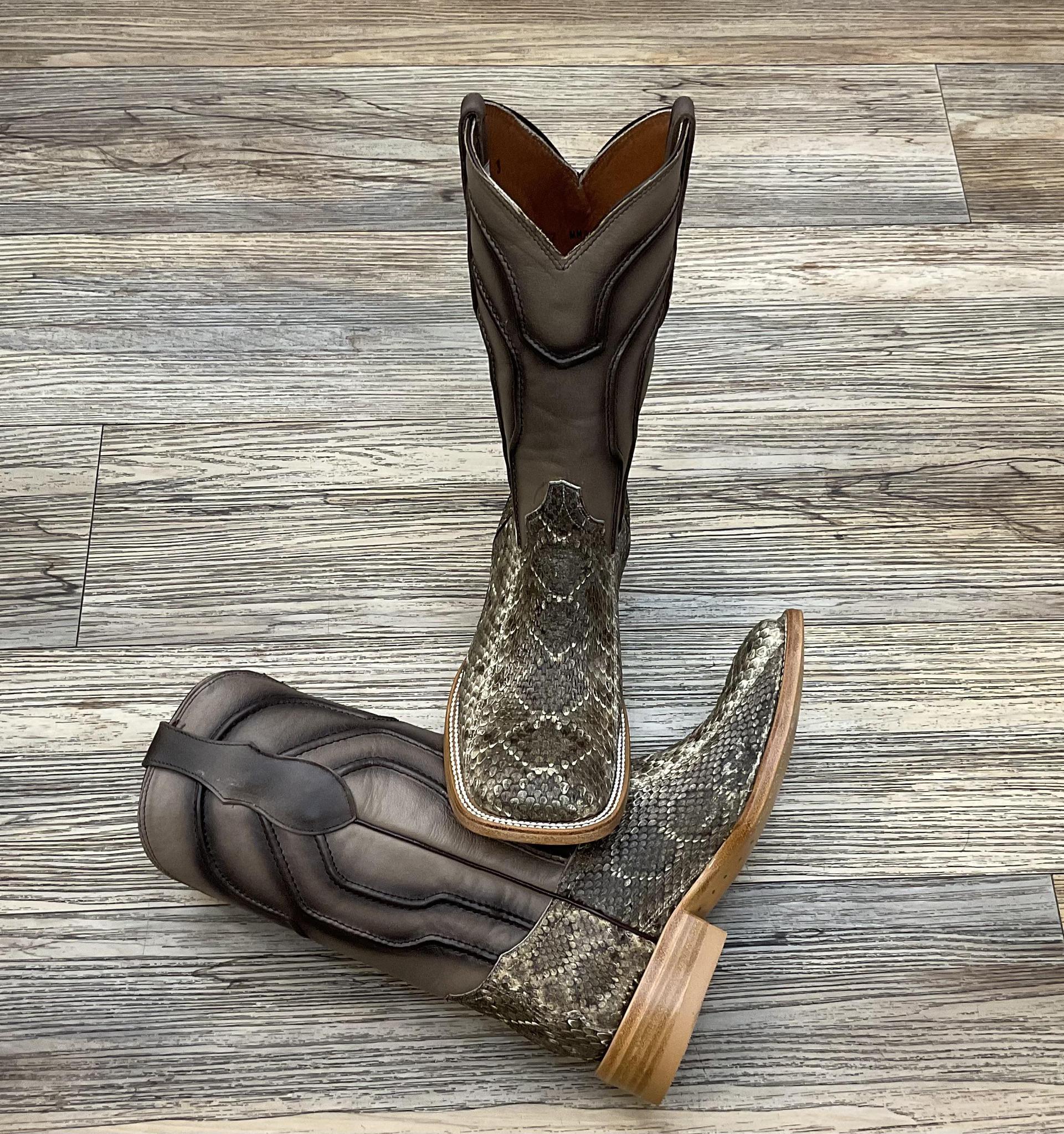 ‘’OLIVER’’ Rattlesnake Square Toe Western Boots – Genuine Leather Men’s Cowboy Boots