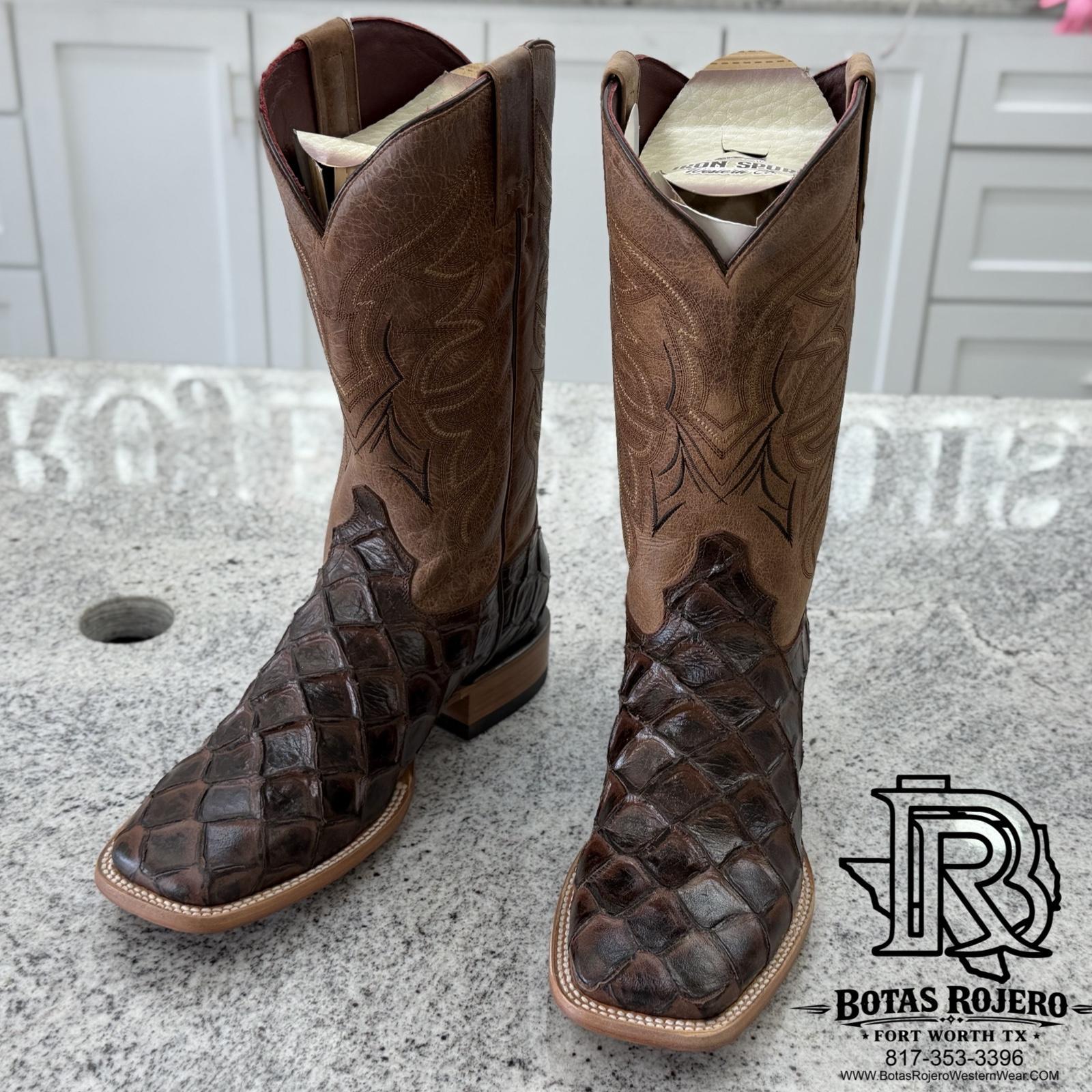 “ LANE “ MEN'S CHOCOLATE PRINTED FISH SQUARE TOE BOOT | IRON SPUR