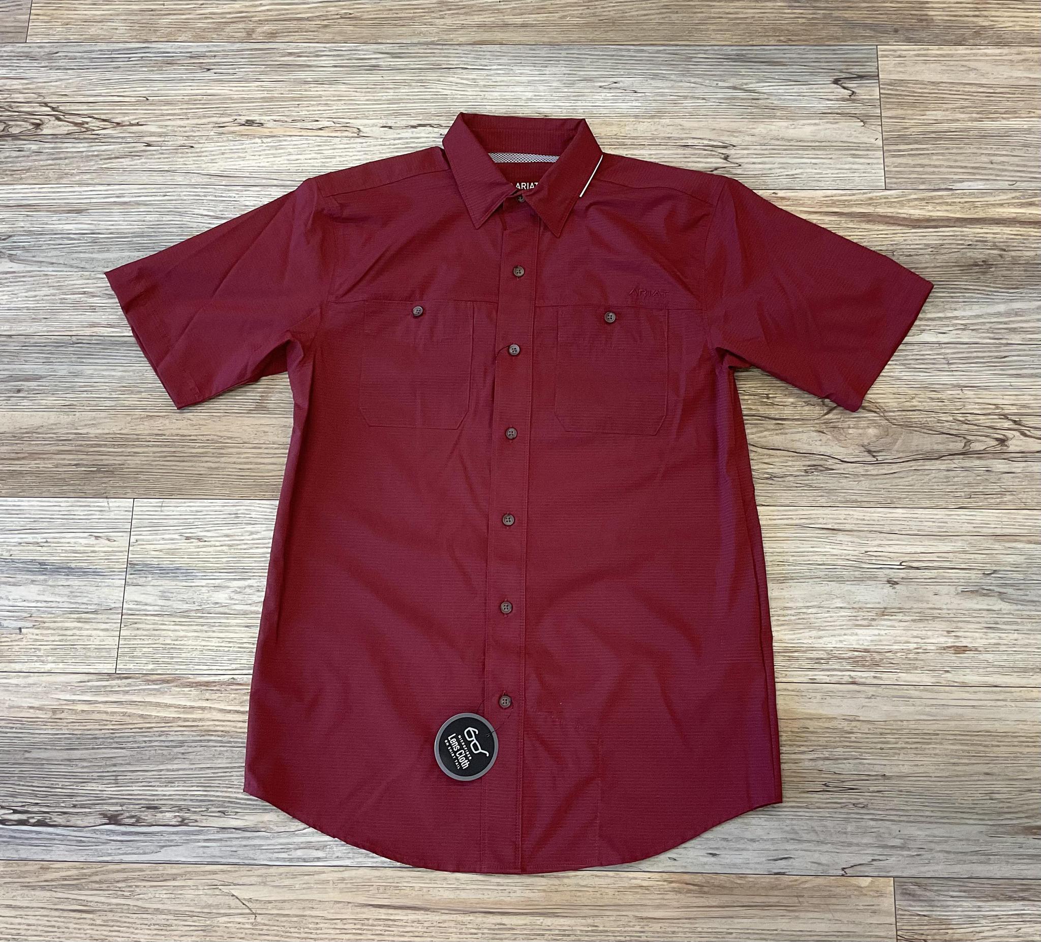 Men's Ariat  360 AirflowDark Brick Red Short Sleeve Vented Shirt | 10048569