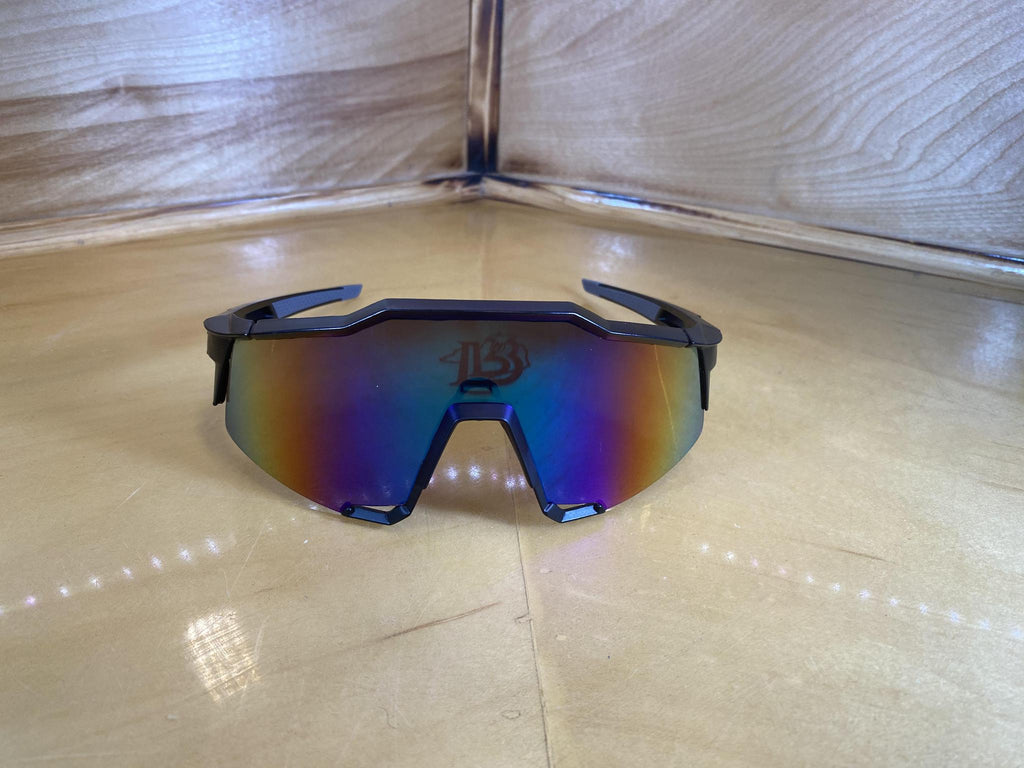 SUNGLASS : BLACK GREY