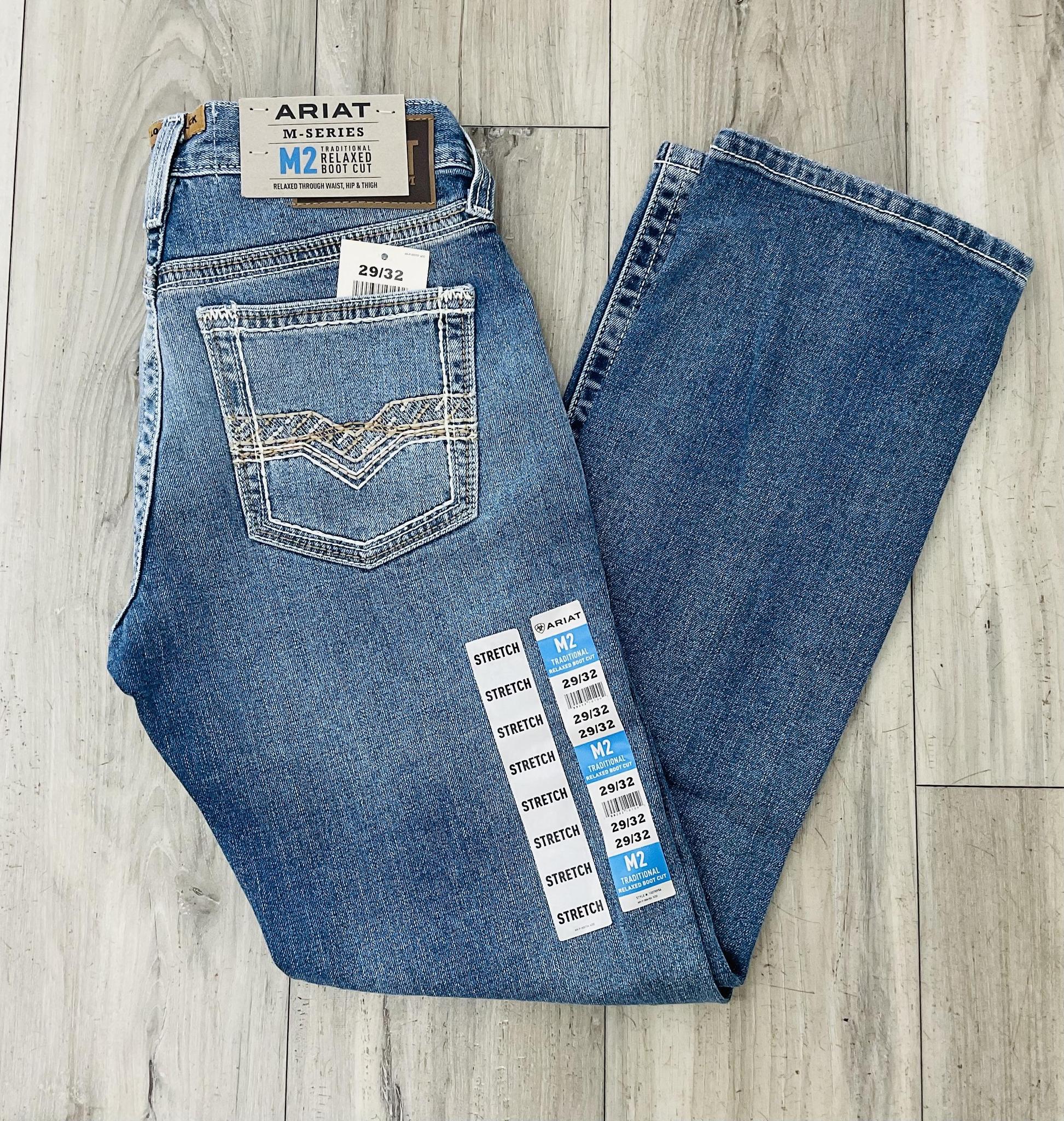 ARIAT MEN’S M2 TRADITIONAL RELAXED WASH; KEN  BOOT CUT JEANS | 10078956
