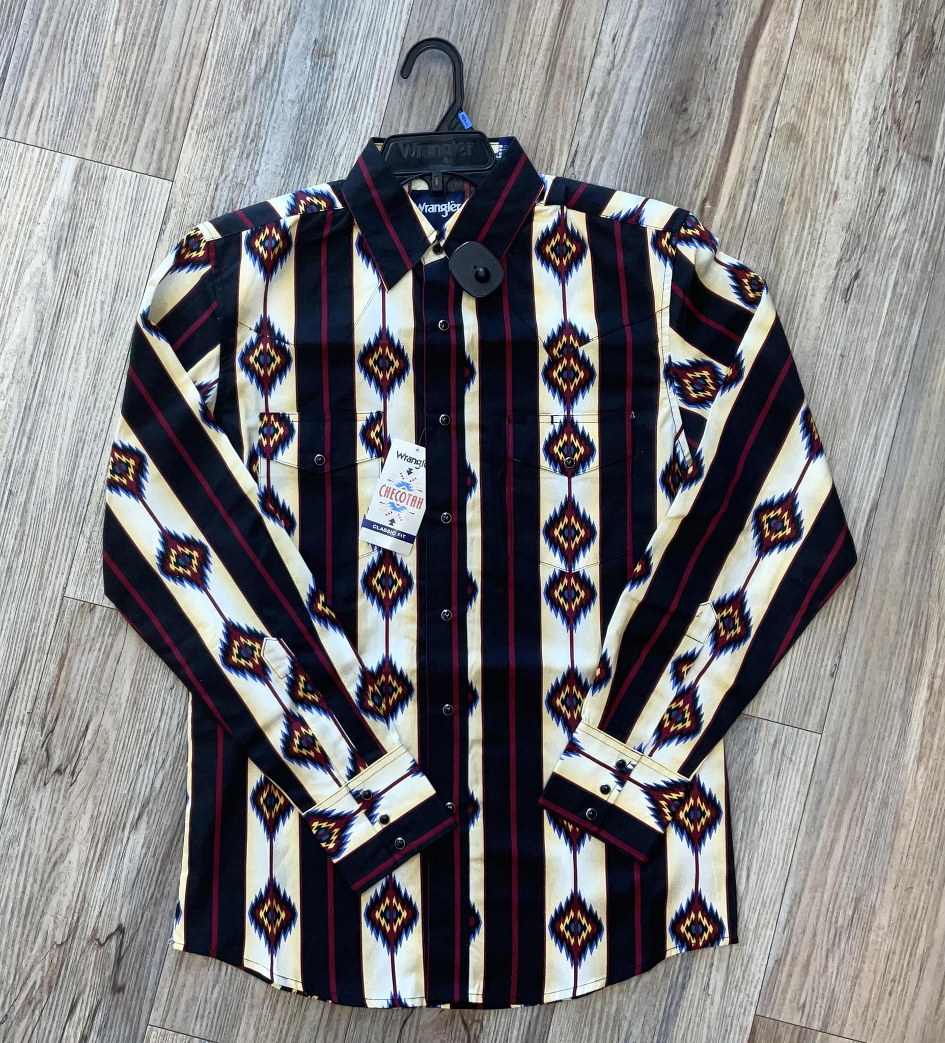 MEN’S WRANGLER LONG SLEAVE BUTTON UP (112351471)