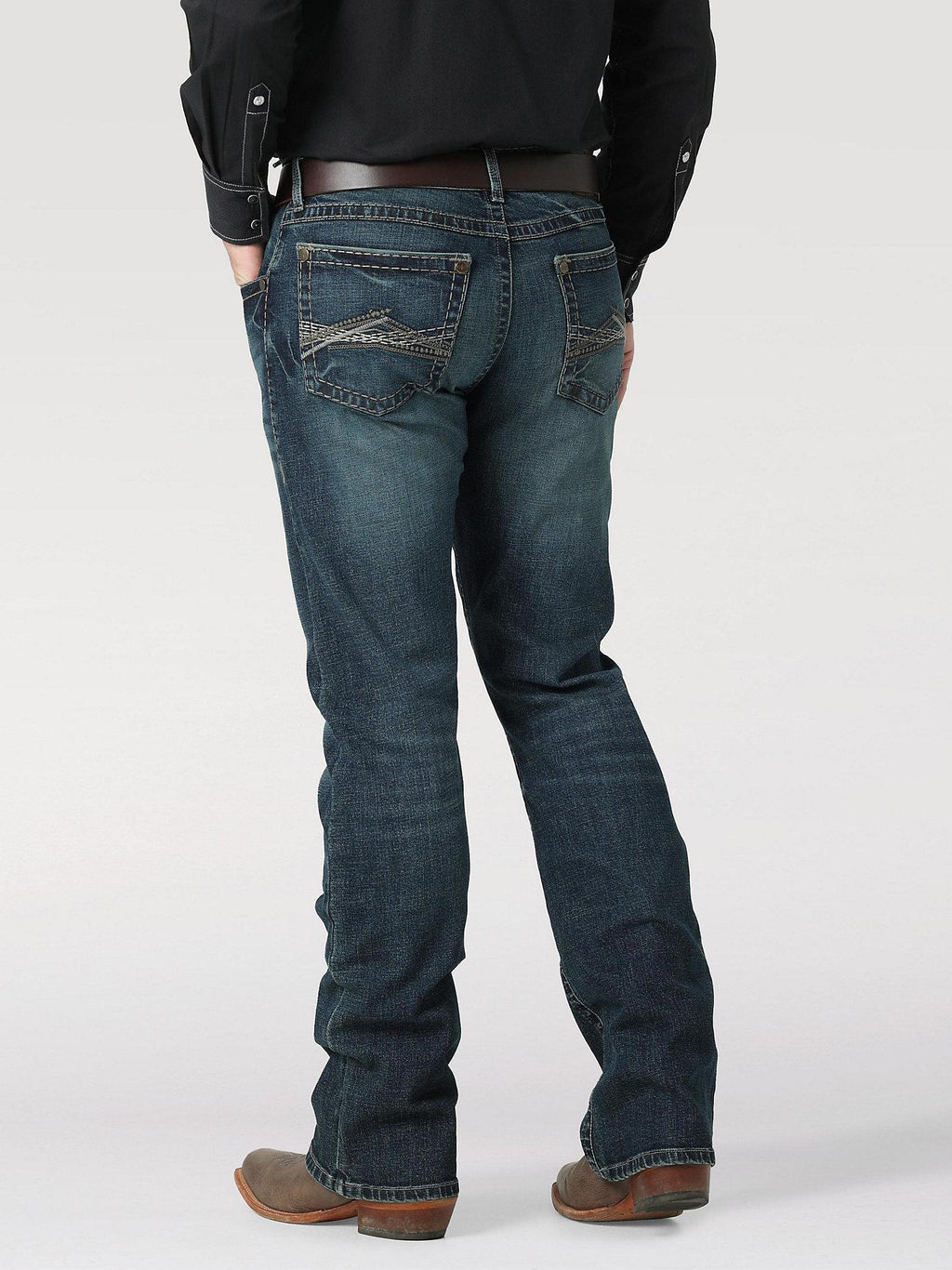 MENS ROCK 47 BY WRANGLER SLIM FIT BOOTCUT JEANS URBANDALE |112317763