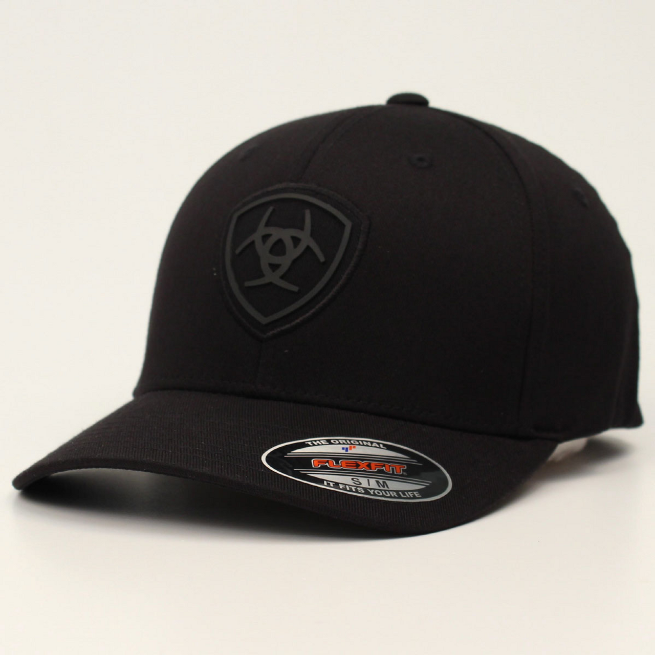ARIAT FLEXFIT BLACK SHIELD LOGO - HATS |1512401