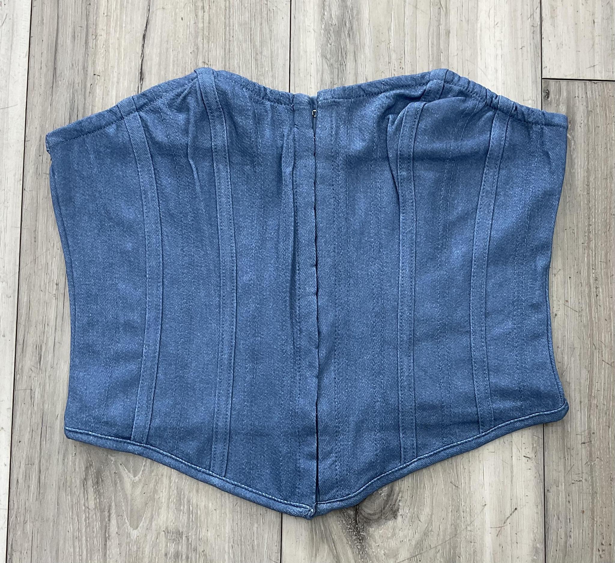 ‘’LILA’’ BLUE TOP