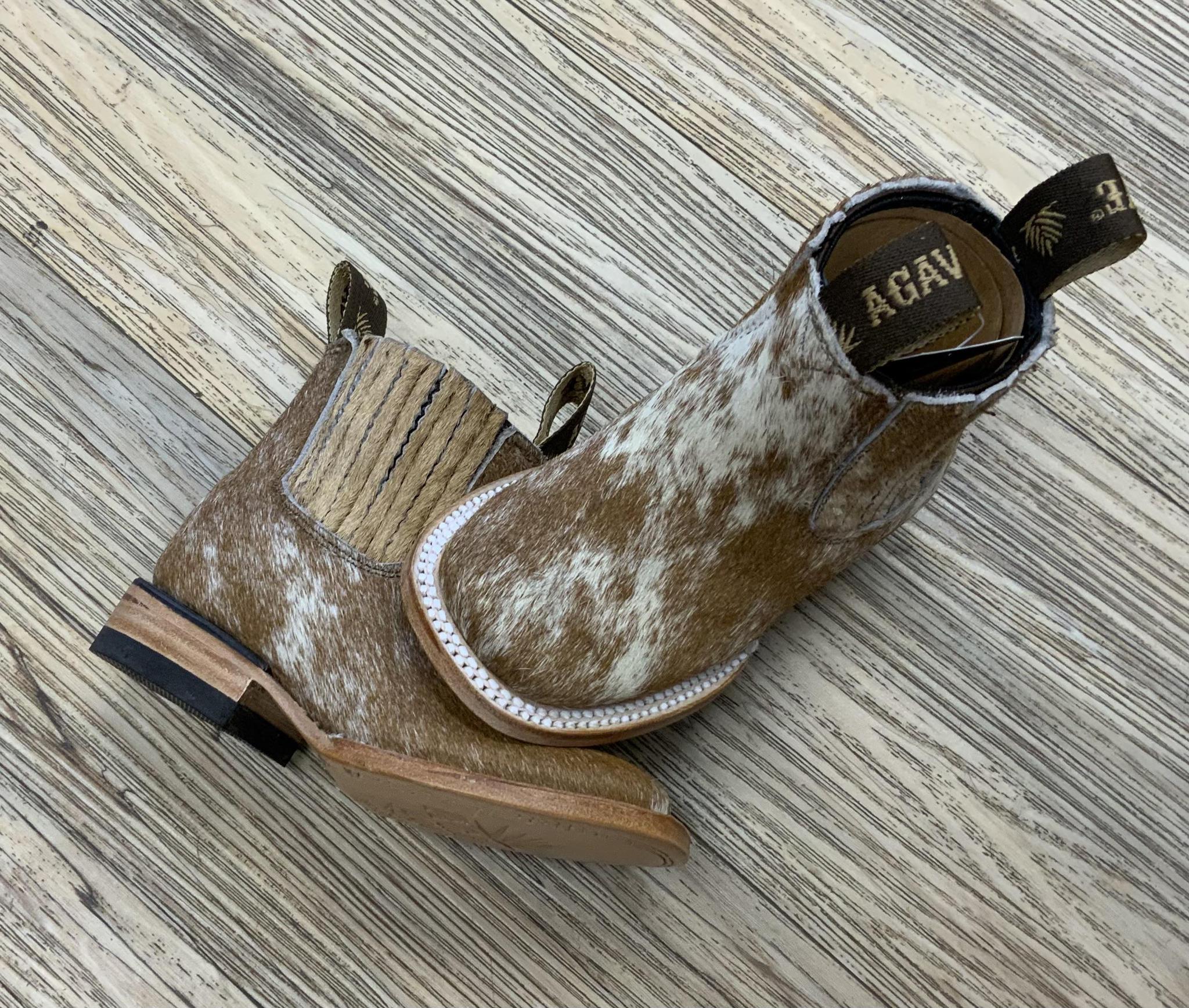 ‘‘NOAH’’ BOYS  COWHIDE BOTINES