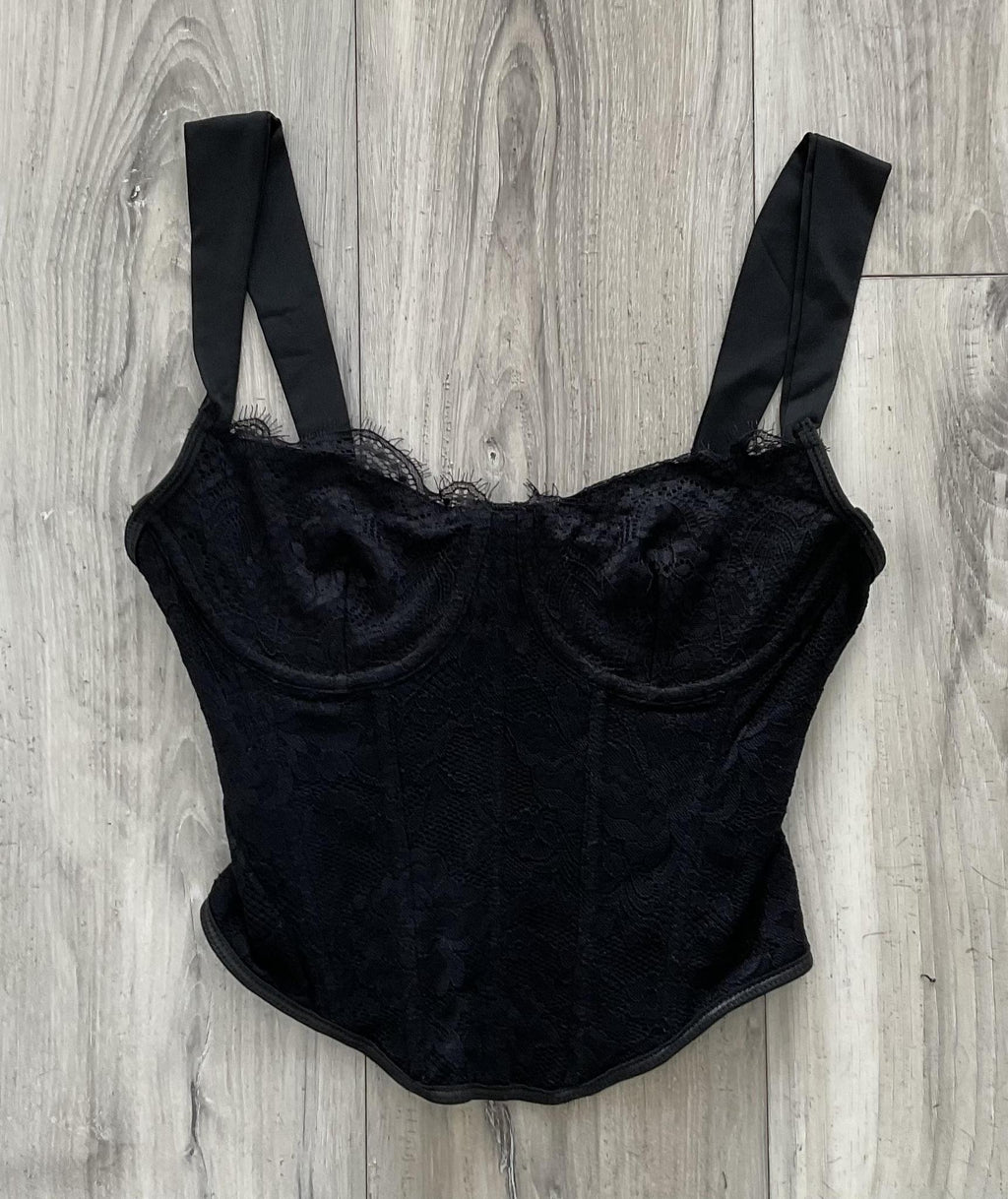 ‘’LEYLA’’ TOP