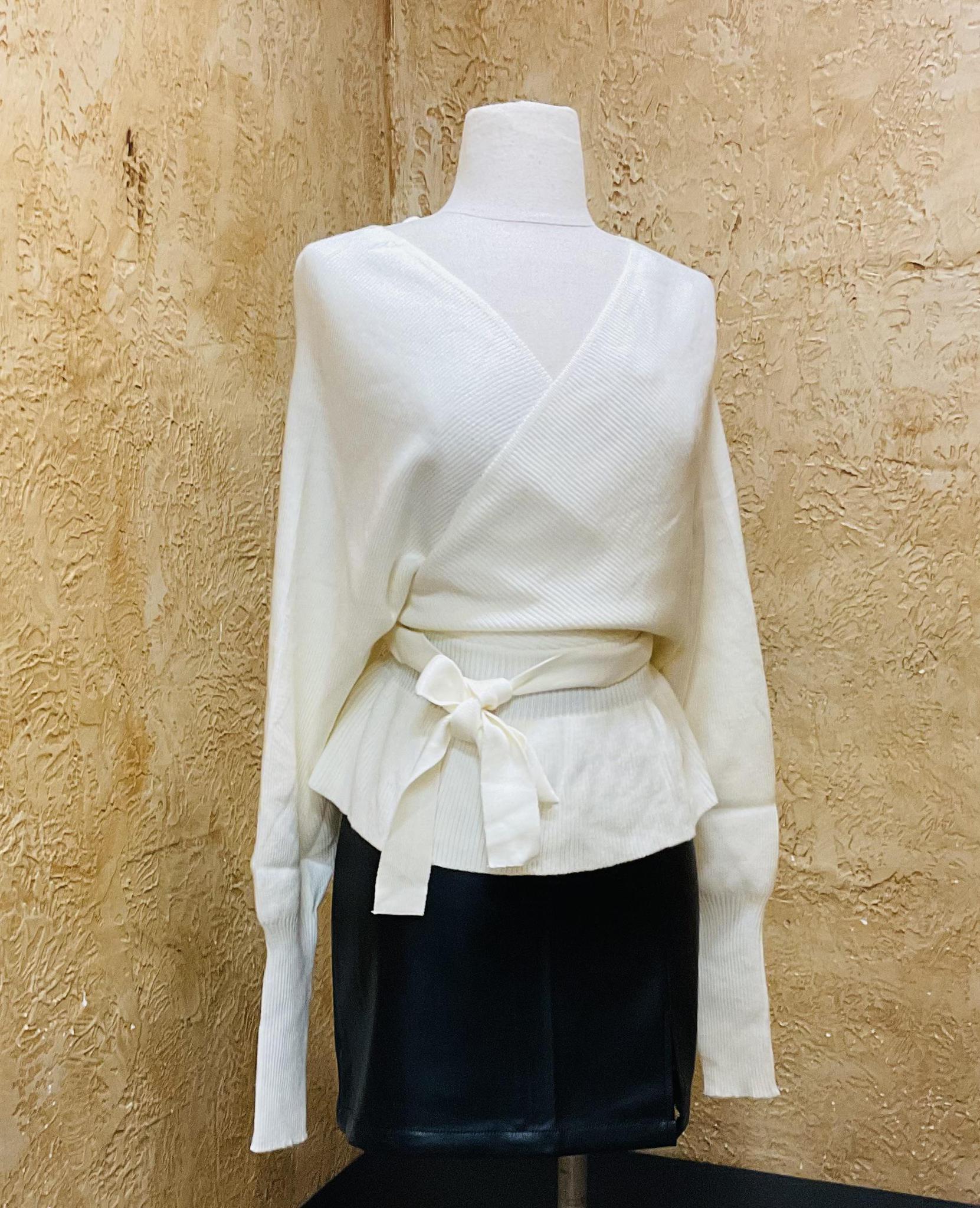 ALANA IVORY TOP