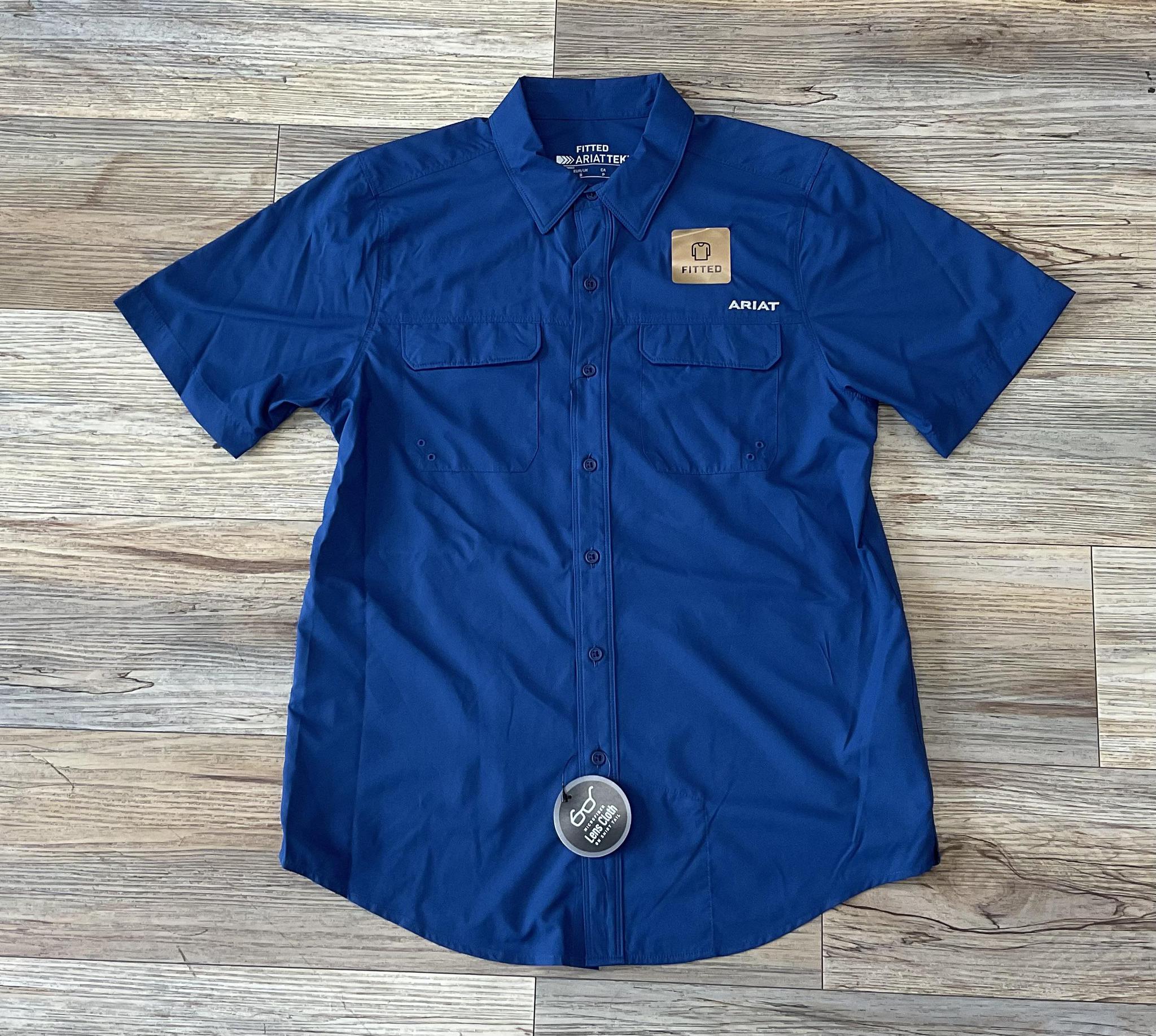 MENS ARIAT VENTTEK OUTBOUND FITTED SHORT SLEEVE SHIRT MOON DANCE | 10049016