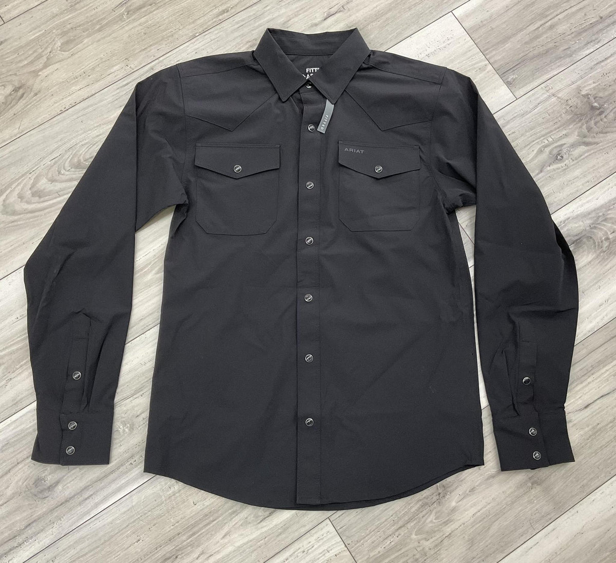 ARIAT MEN’S  FRONTIERTOUGH VENTTEK BLACK WESTERN FITTED SNAP SHIRT| 10079800