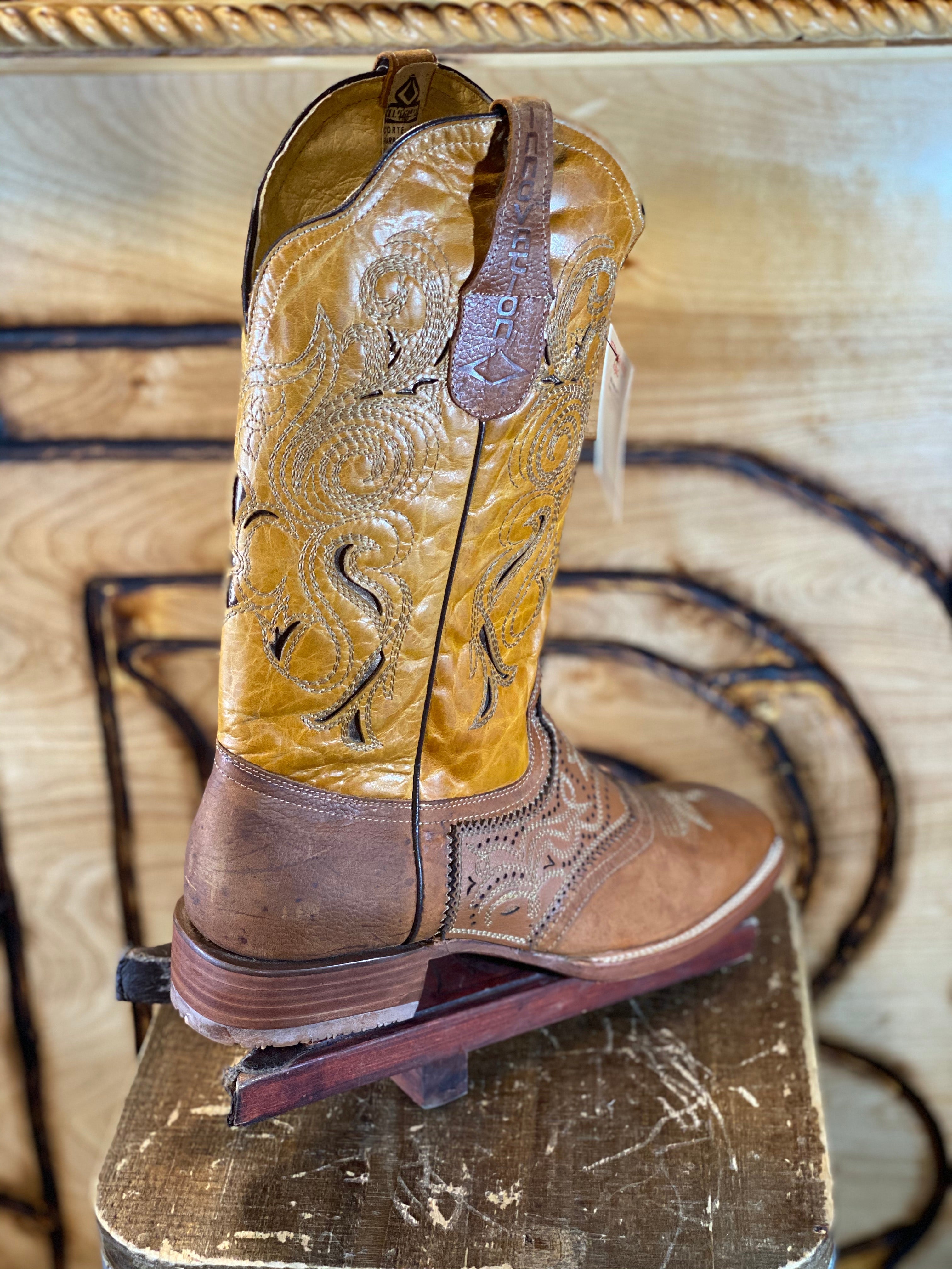 #10 USA LIGHT BROWN BOOTS Square Toe