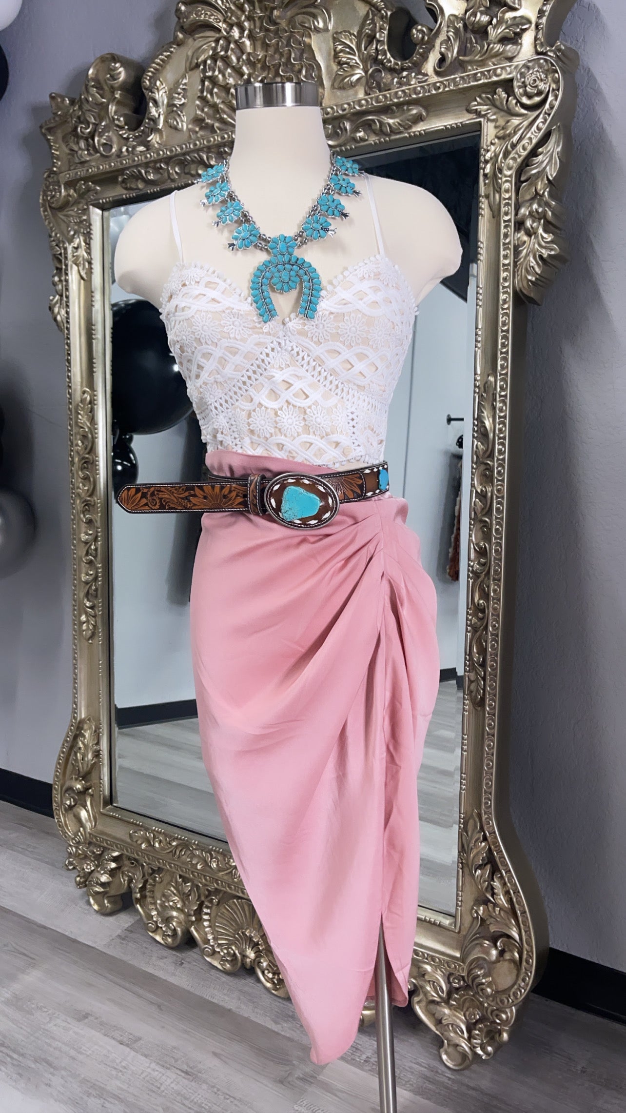MONA SKIRT (PINK)