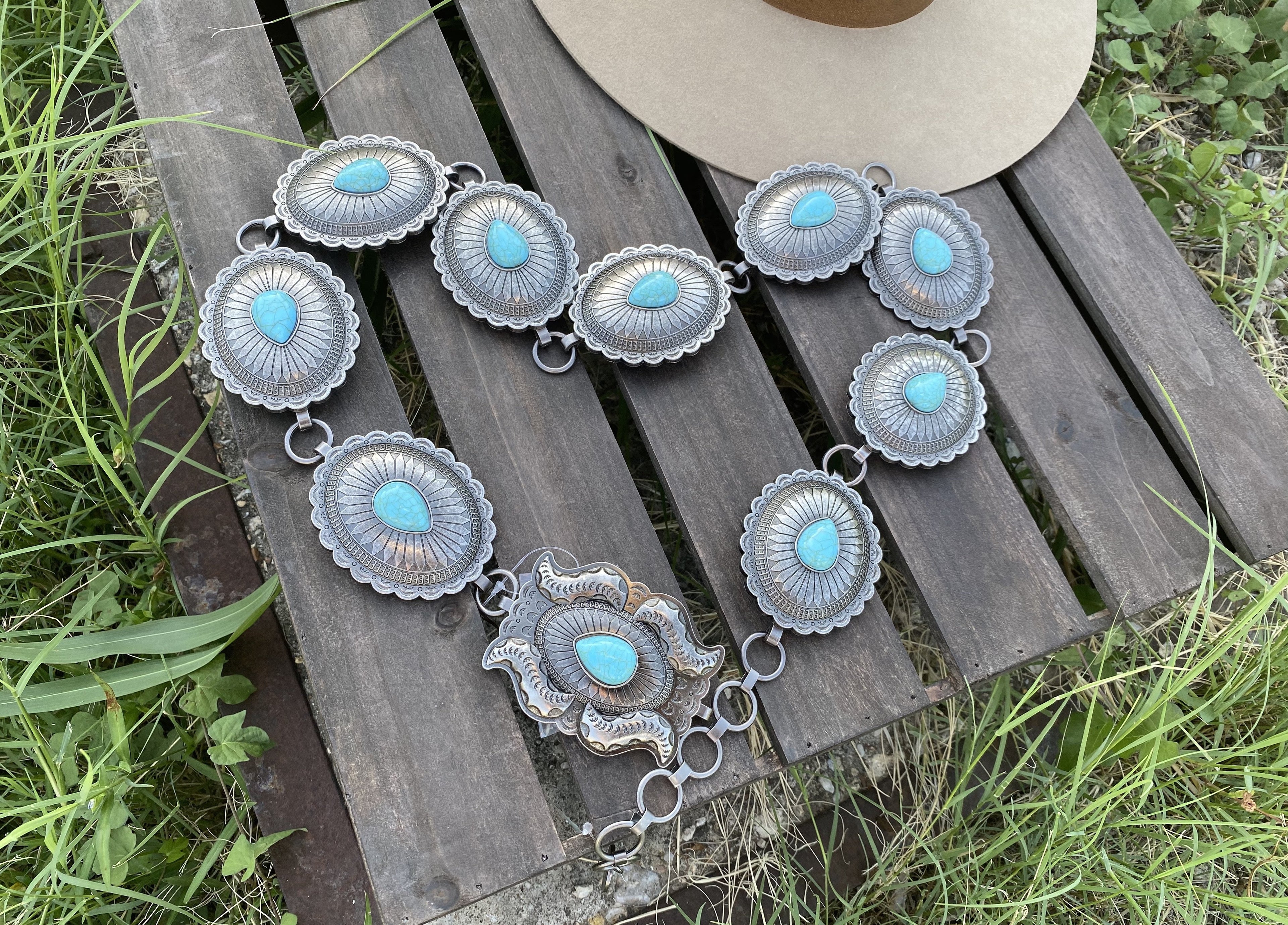 Concho belt