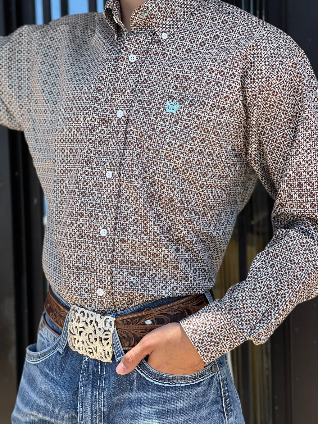MEN’S LONG SLEEVE PRINT BROWN CINCH | MTW1105375