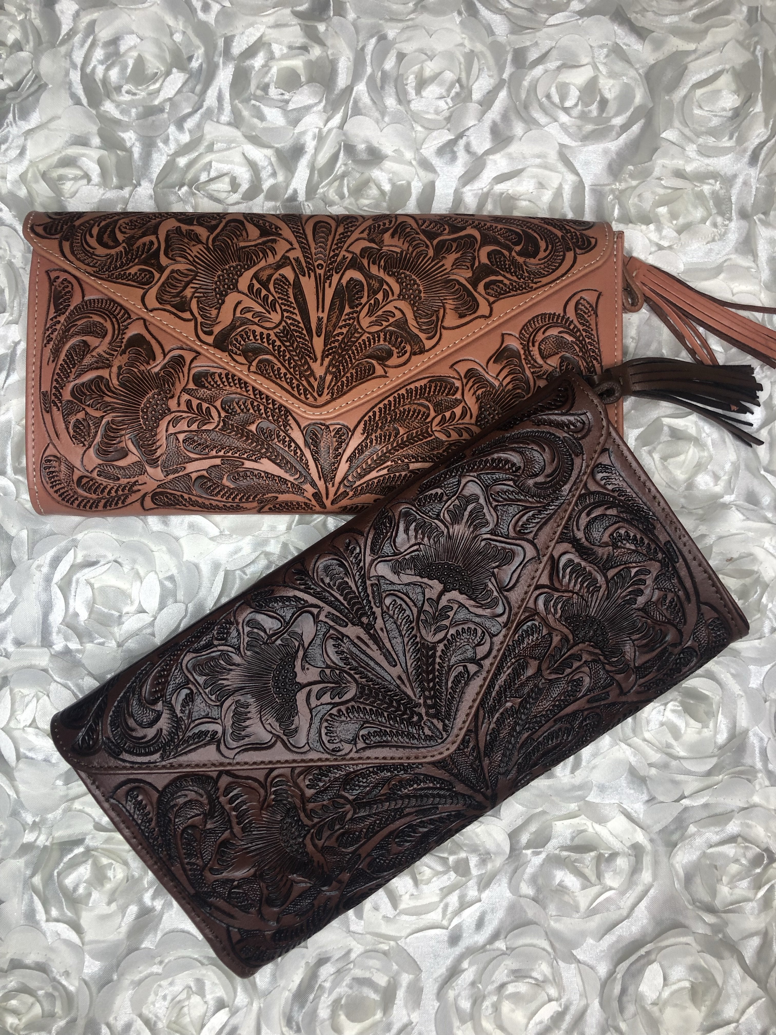 Rosy crossbody