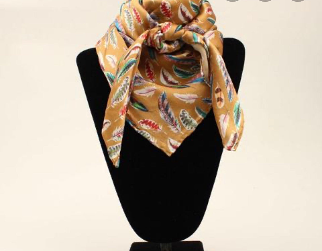 FEATHER WILD RAG
