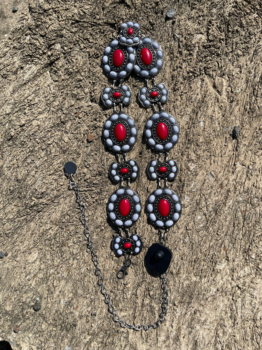 KIM CONCHO BELT RED WITH WHITE