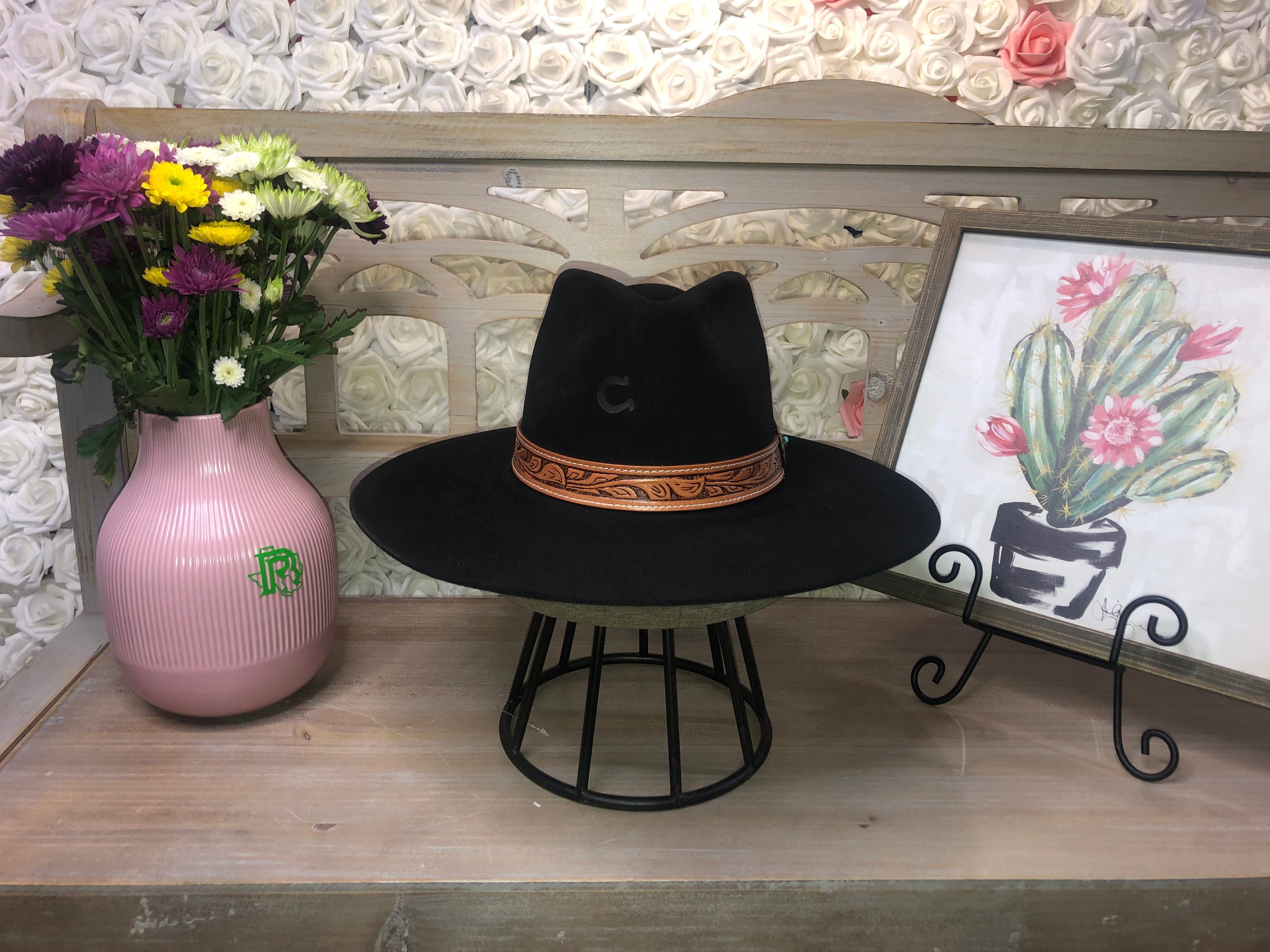 Charlie 1 horse hat Lori | black