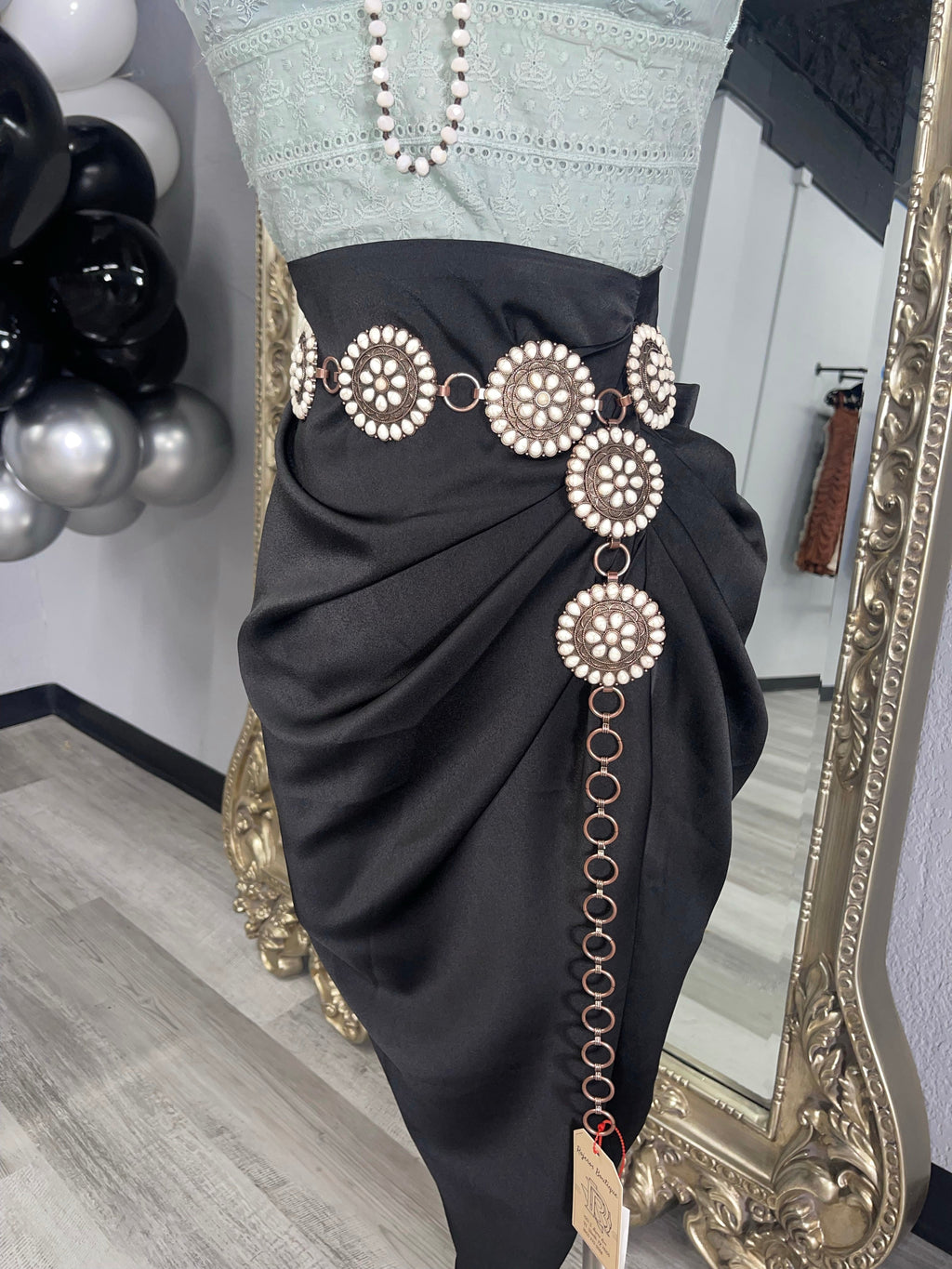 MONA SKIRT (BLACK)
