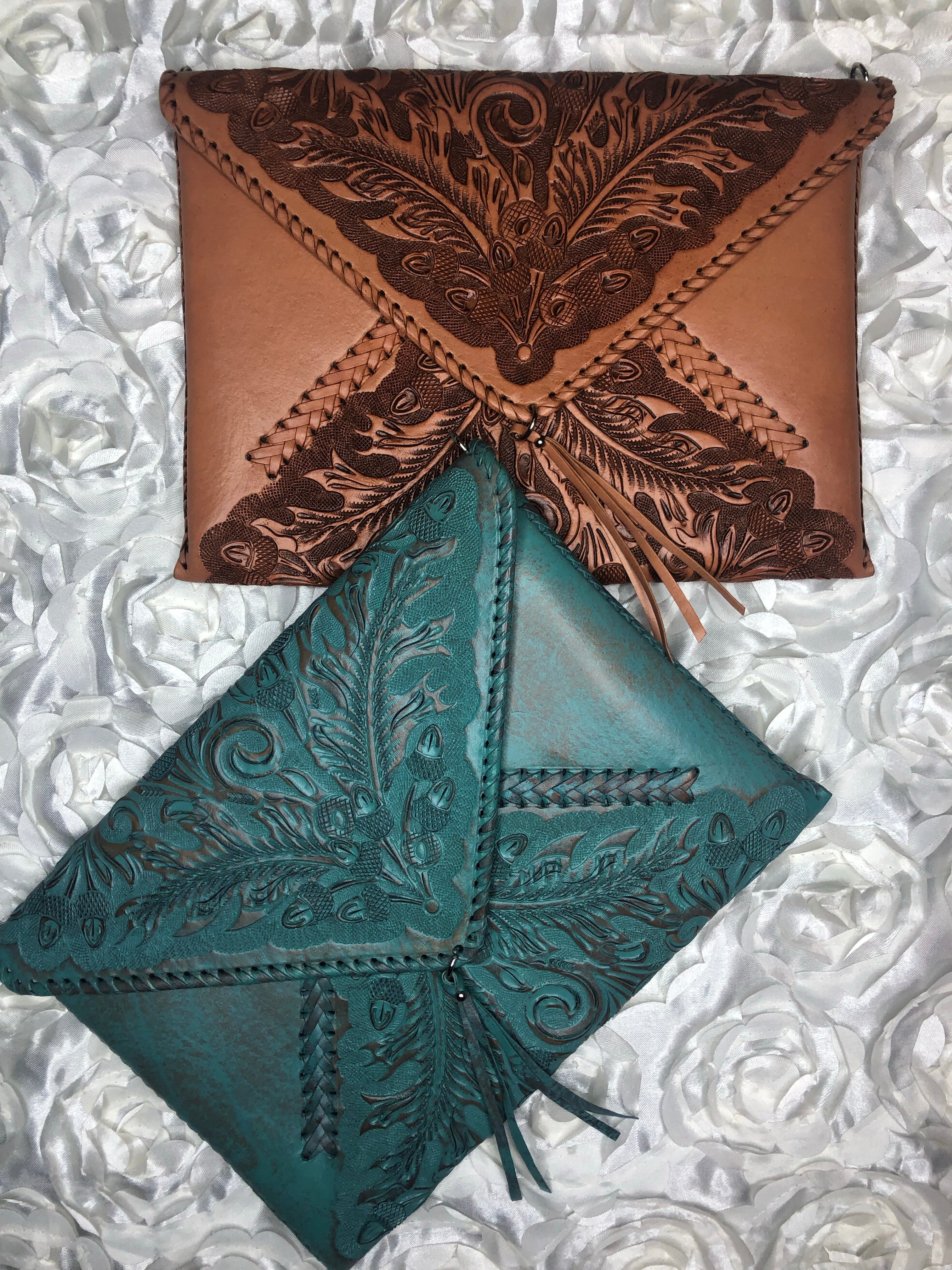 Envelope crossbody