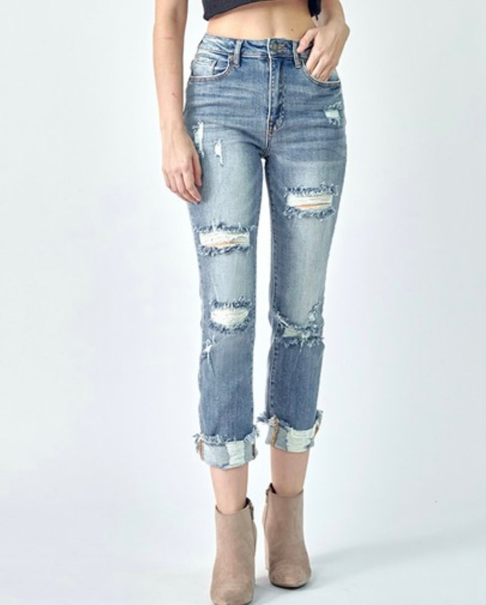 AMY DISTRESSED STRAIGHT LEG JEANS