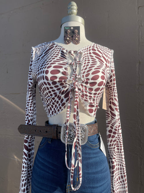 ALLOVER PRINT LACE UP FRONT CROP TOP