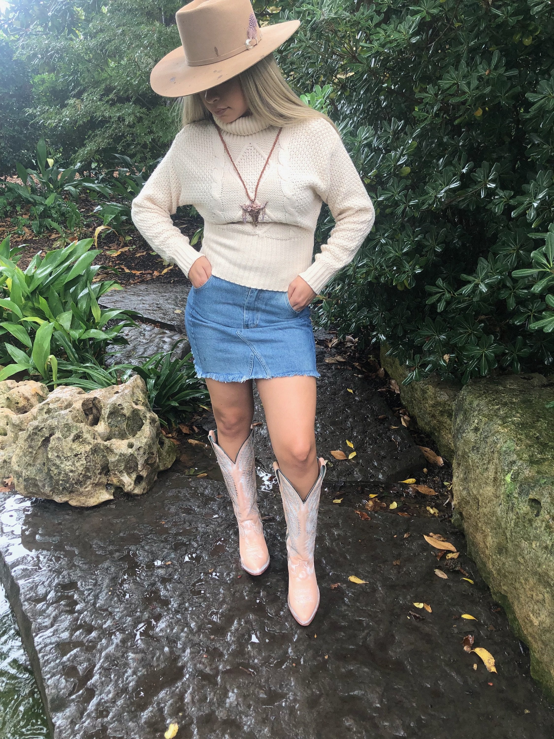 Olive Emma Turtle Neck